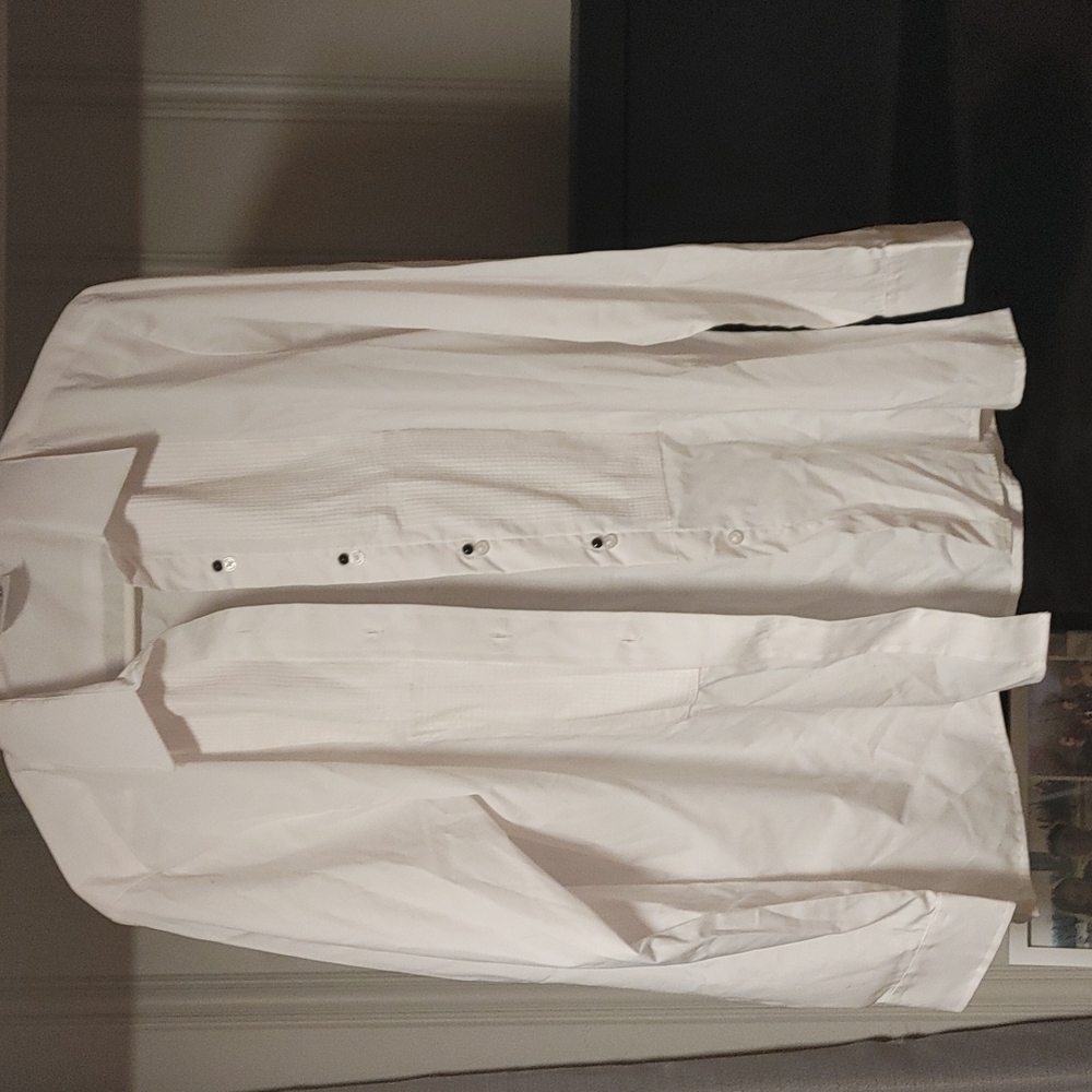 SZ 16 TUXEDO SHIRT W/BLK BUTTON COVERS